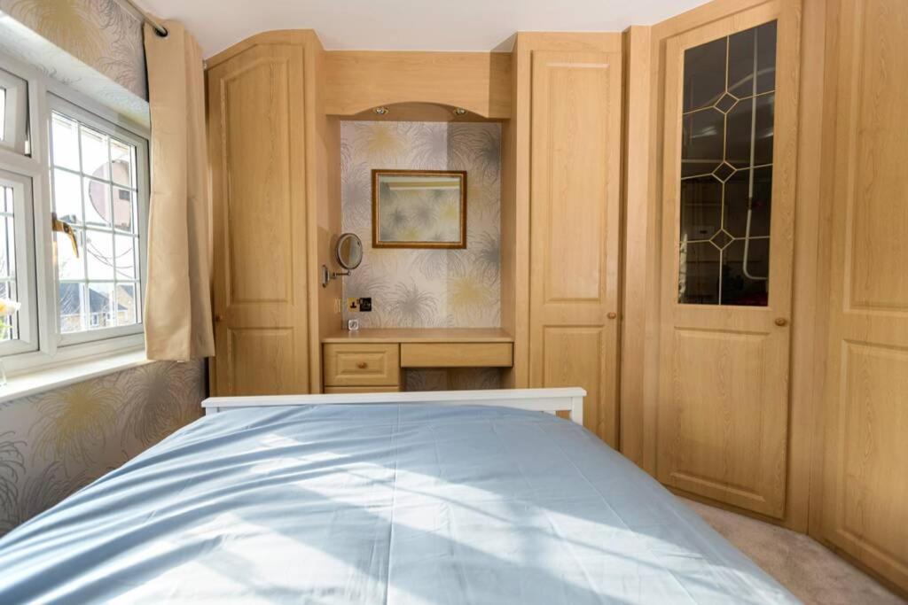 Comfy Home- Coley Park レディング エクステリア 写真